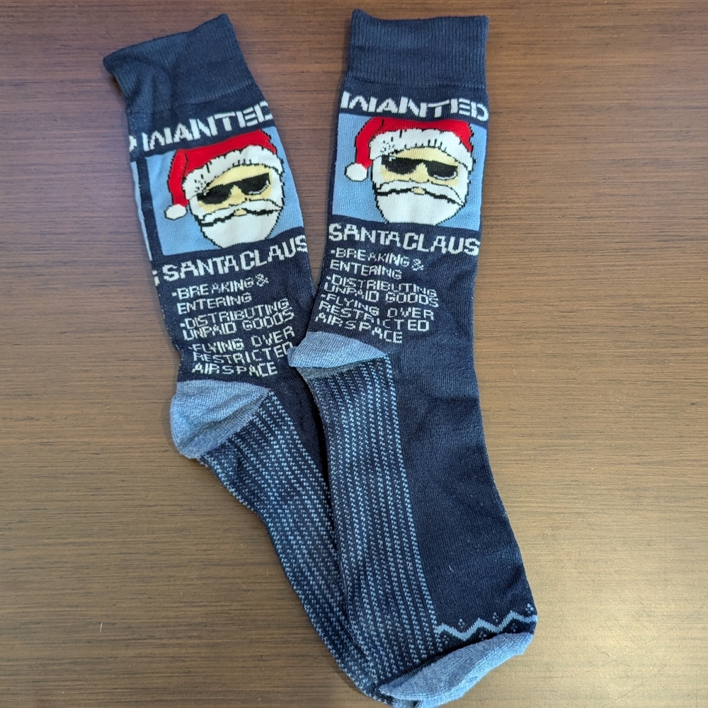Santa Claus Wanted Poster Socks